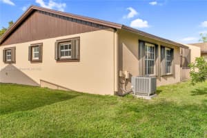 9500 W Heather Ln, Miramar, FL 33025, Sold 06/04/24