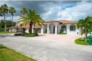 20020 Portcawl Dr, Hialeah, FL 33015, Sold 05/22/24