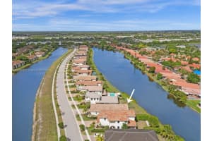 755 SW 113th Ln, Pembroke Pines, FL 33025, Sold 04/24/24