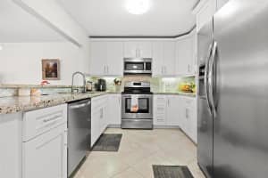 22605 SW 66th Ave APT 204, Boca Raton, FL 33428, Sold 05/15/24