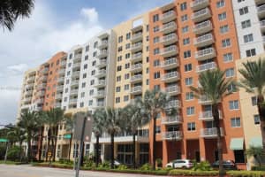 18800 NE 29th Ave APT 617, Aventura, FL 33180, Sold 04/24/24