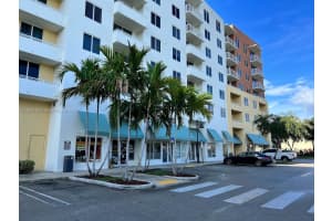18800 NE 29th Ave APT 617, Aventura, FL 33180, Sold 04/24/24