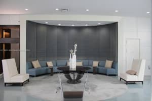18800 NE 29th Ave APT 617, Aventura, FL 33180, Sold 04/24/24