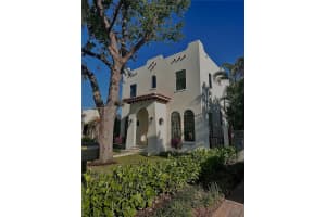 611 Sunset Rd, West Palm Beach, FL 33401, Sold 02/18/25
