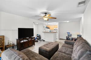 2846 S University Dr APT 4106, Davie, FL 33328, Sold 05/24/24