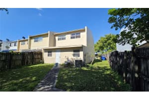 954 SW 74th Ave #1, North Lauderdale, FL 33068, - MLS#A11553455