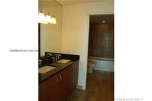 300 S Biscayne Blvd t 2406, Miami, FL 33131, Sold 06/20/24