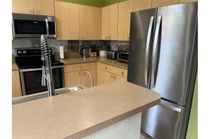2017 SE 15th St, Homestead, FL 33035, Sold 05/17/24