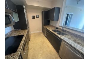 550 Okeechobee Blvd APT 404, West Palm Beach, FL 33401, Sold 08/27/24