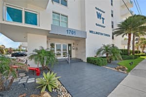 MLS# A11554271, Hollywood, Florida 33019