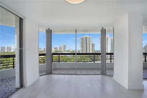 3500 Mystic Pointe Dr APT 1504, Aventura, FL 33180, Sold 05/07/24