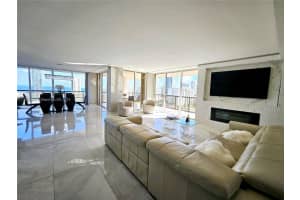19667 Turnberry Way #15k, Miami, FL 33180, Sold 07/01/24