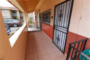 7774 W 29th Ln Apt 101-36, Hialeah, FL 33018, Sold 10/17/24