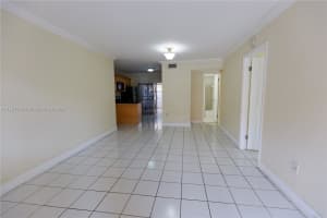 7774 W 29th Ln Apt 101-36, Hialeah, FL 33018, Sold 10/17/24