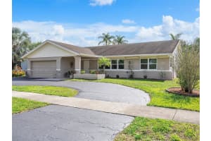 5712 SW 118th Ave, Cooper City, FL 33330, Sold 04/30/24