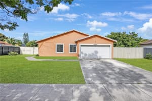20040 NW 62nd Ave, Hialeah, FL 33015, Sold 05/07/24