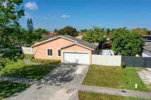 20040 NW 62nd Ave, Hialeah, FL 33015, Sold 05/07/24