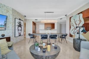 3101 S Ocean Dr APT 2605, Hollywood, FL 33019, Sold 10/02/24