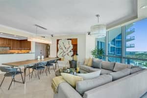 3101 S Ocean Dr APT 2605, Hollywood, FL 33019, Sold 10/02/24