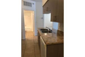 18310 NW 68th Ave f, Hialeah, FL 33015, Sold 08/07/24