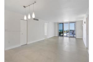 5701 Collins Ave APT 514, Miami Beach, FL 33140, Sold 05/28/24