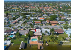 8320 NW 185th St, Hialeah, FL 33015, Sold 06/12/24