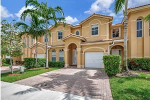 11811 SW 137th Pl, Miami, FL 33186, Sold 07/05/24