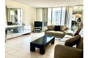 2801 NE 183rd St APT 808W, Aventura, FL 33160, Sold 03/13/25