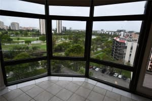 3375 N Country Club Dr APT 1008, Aventura, FL 33180, Sold 05/01/24