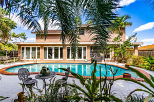 7300 N Augusta Dr, Hialeah, FL 33015, Sold 05/30/24