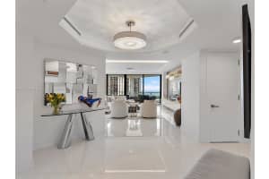 19500 Turnberry Way #18a, Miami, FL 33180, Sold 07/31/24