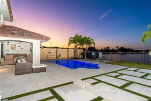 15531 SW 35th Terrace, Miami, FL 33185, Sold 04/22/24