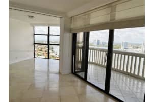 1000 W Island Blvd #2711, Aventura, FL 33160, Sold 09/10/24