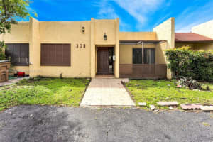 308 NW 43rd Pl, Pompano Beach, FL 33064, Sold 05/17/24