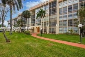 2101 Atlantic Shores Blvd APT 209, Hallandale Beach, FL 33009, Sold 09/30/24