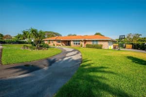 3571 NW 99th Ave, Coral Springs, FL 33065, Sold 08/12/24