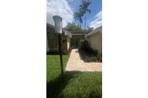 14725 SW 53rd Terrace, Miami, FL 33185, Sold 06/07/24