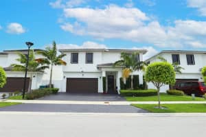 23555 SW 107th Pl, Princeton, FL 33032, Sold 06/24/24