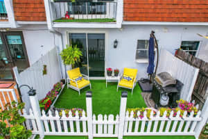 10730 NW 7th St #7a, Miami, FL 33172, Sold 04/29/24