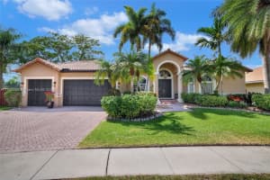 5 NW 108th Way, Plantation, FL 33324, Sold 05/30/24
