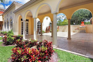 8255 Lake Dr APT 504, Doral, FL 33166, - MLS#A11556403