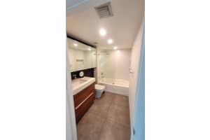 1155 Brickell Bay Dr APT 2805, Miami, FL 33131, - MLS#A11556483