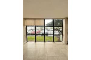 800 Parkview Dr APT 126, Hallandale Beach, FL 33009, Sold 10/15/24