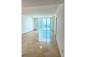 31 SE 5th St APT 1704, Miami, FL 33131, Sold 07/18/24