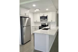 184 Brighton E #184, Boca Raton, FL 33434, Sold 09/25/24