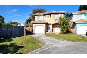 1393 SE 10th St, Homestead, FL 33035, Sold 10/02/24