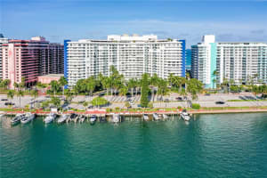 5151 Collins Ave APT 526, Miami Beach, FL 33140, Sold 07/17/24