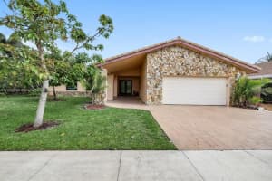 7950 NW 90th Ave, Tamarac, FL 33321, Sold 05/07/24
