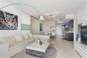 90 SW 3rd St APT 4410, Miami, FL 33130, Sold 05/15/24