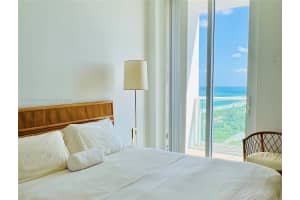 100 Bayview Dr, Sunny Isles Beach, FL 33160, Sold 04/30/24